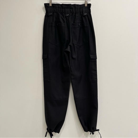 Banana Republic 100% Wool Black Cargo Pants Joggers High Waisted Cinched Ankles - Picture 3 of 12